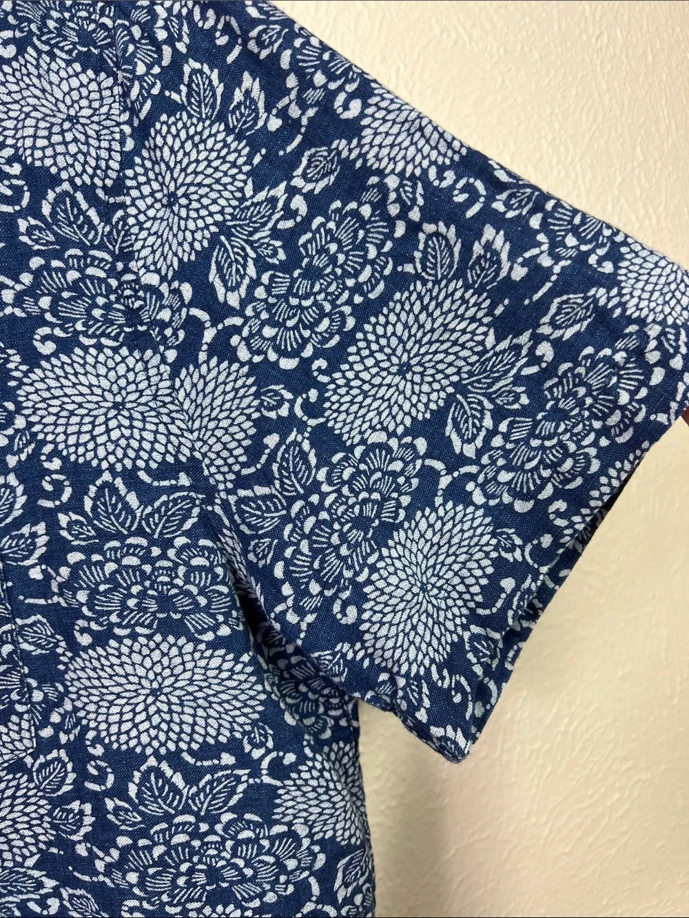 J. Crew Linen Blend Blue & White Allover Print Short Sleeve Shirt Large